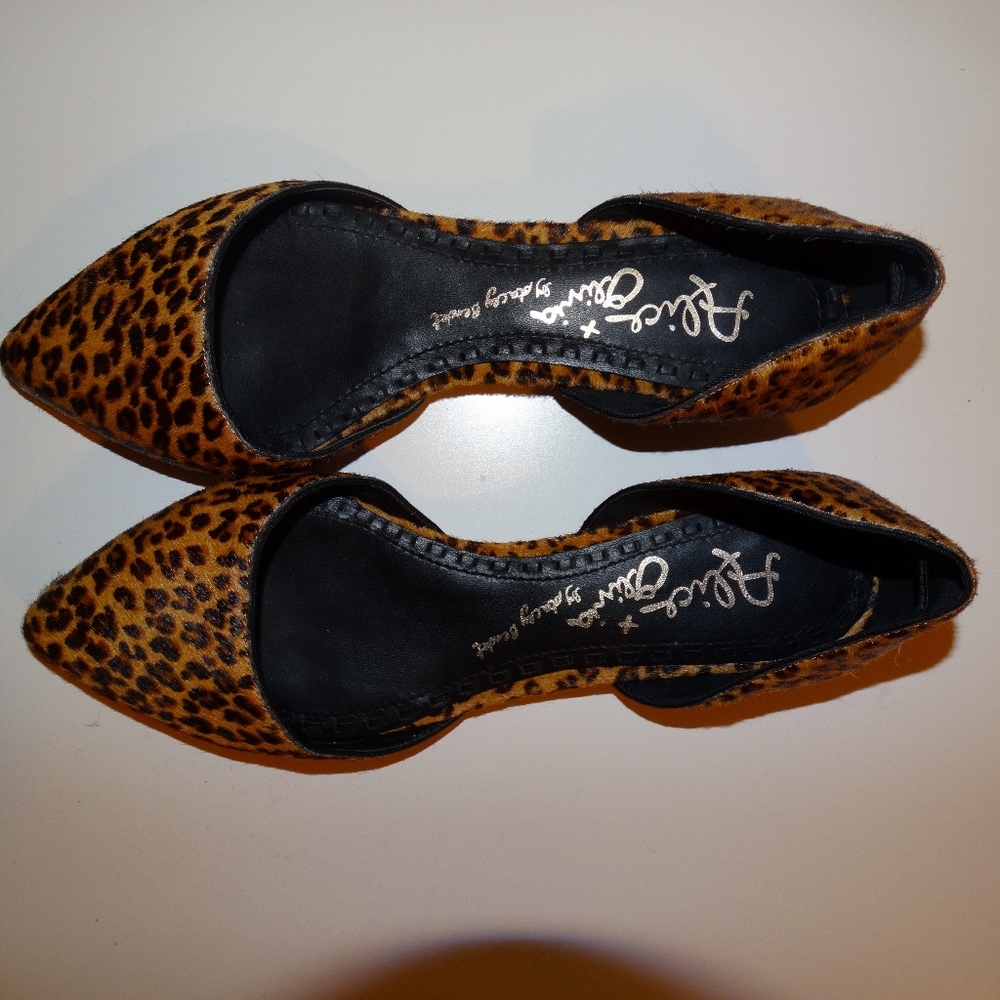 Alice + Olivia